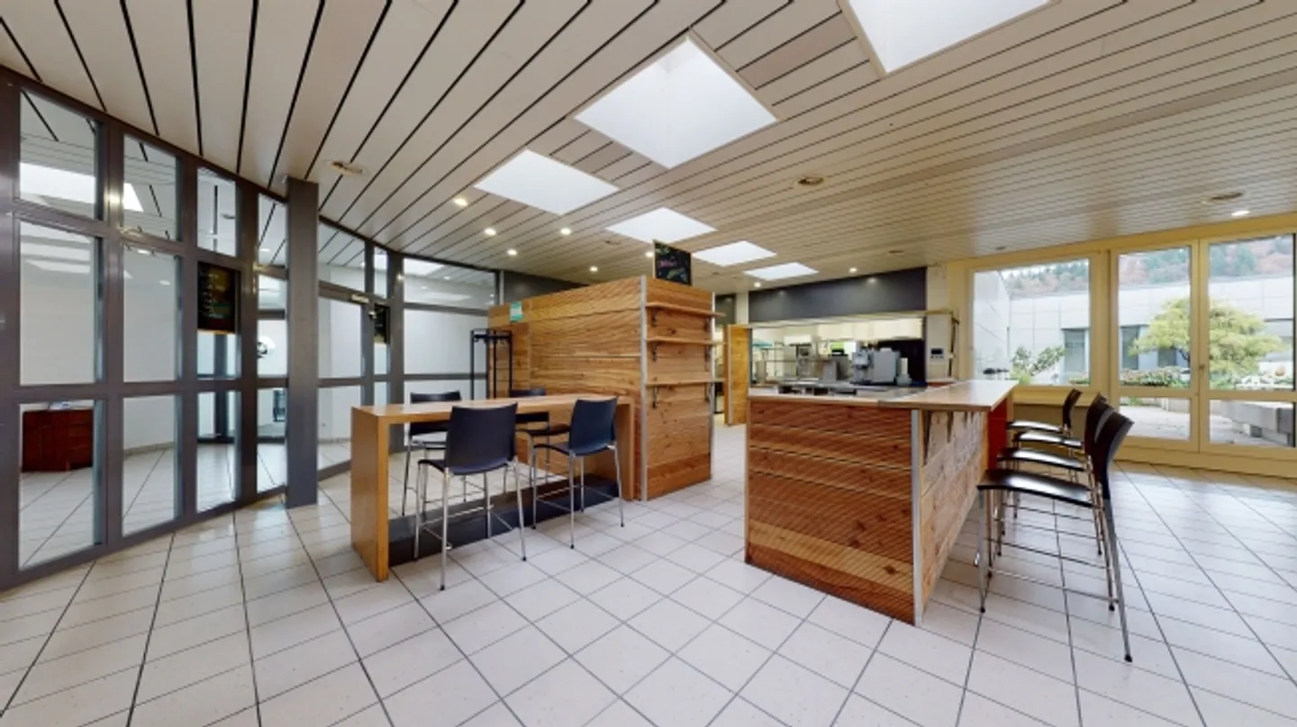 «Hier findet Ihr Restaurant einen Idealen Platz mit Innenhof.» - Foto 4 von 13