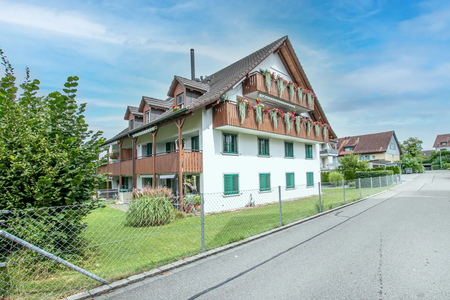 Appartement en duplex de 6,5 pièces avec vue - Photo 19 sur 19