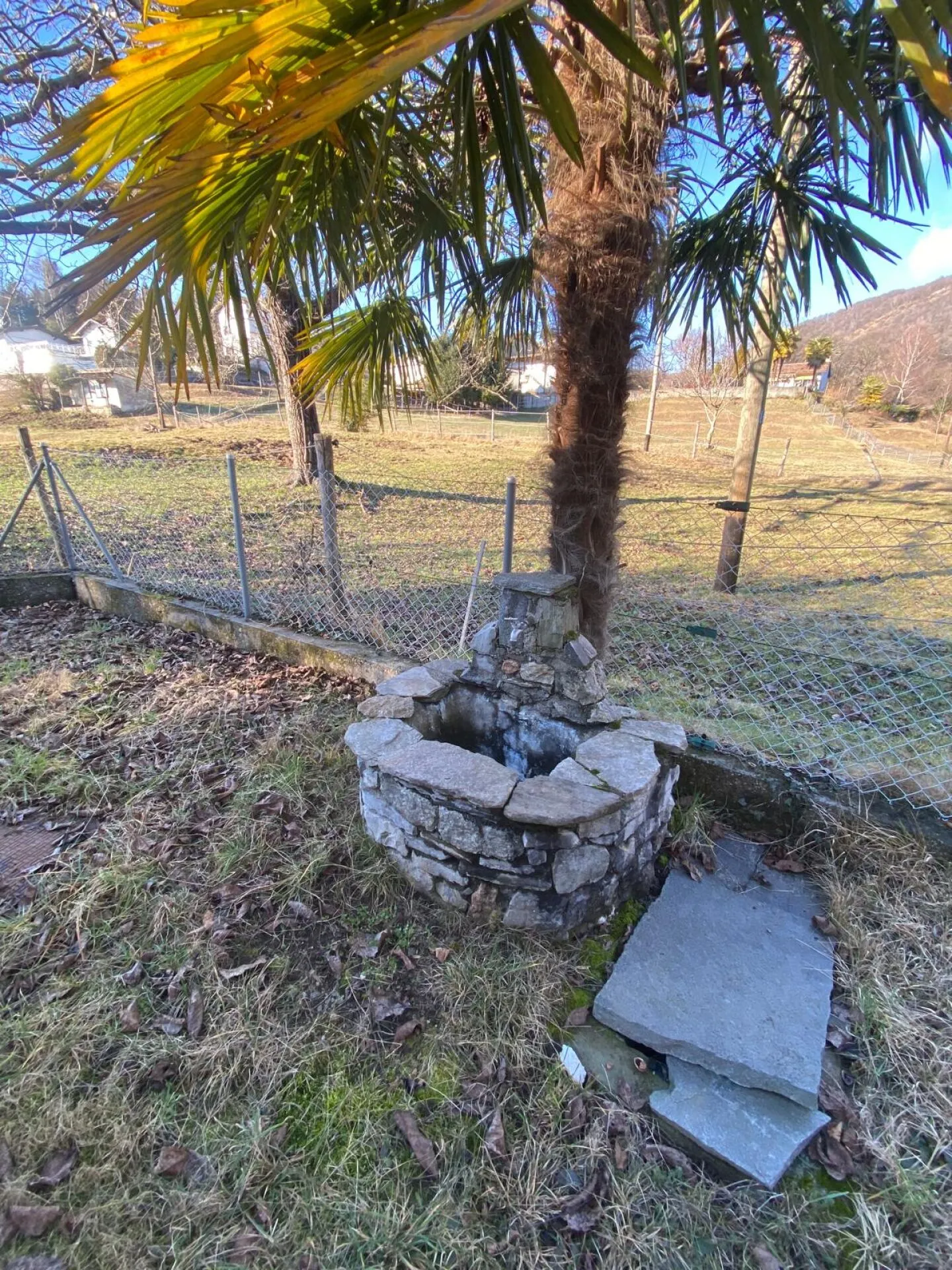 260301 HOUSE IN ASTANO - Photo 2 of 8