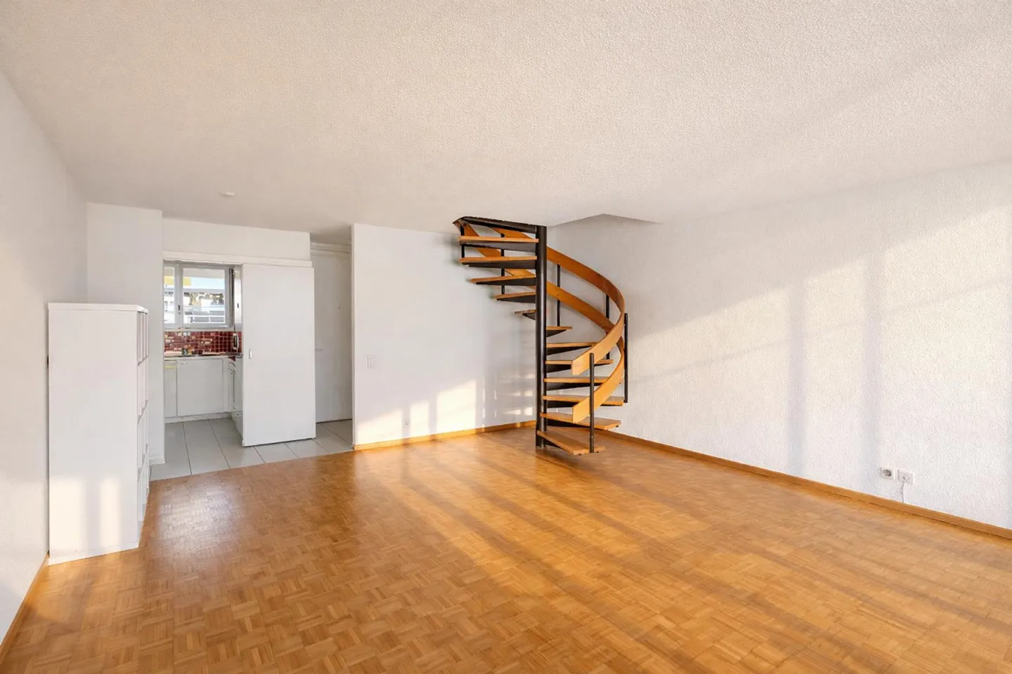 Appartamento duplex con vista mozzafiato a Lucerna - Foto 3 di 5