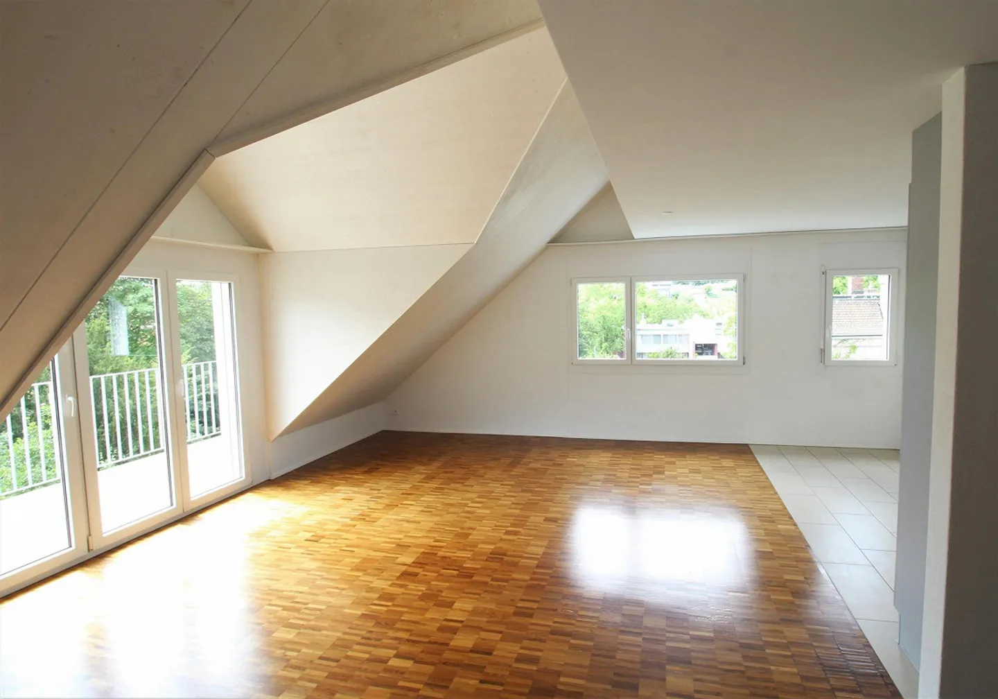 Helle 3.5-Zimmerwohnung mit Balkon - Foto 7 von 13