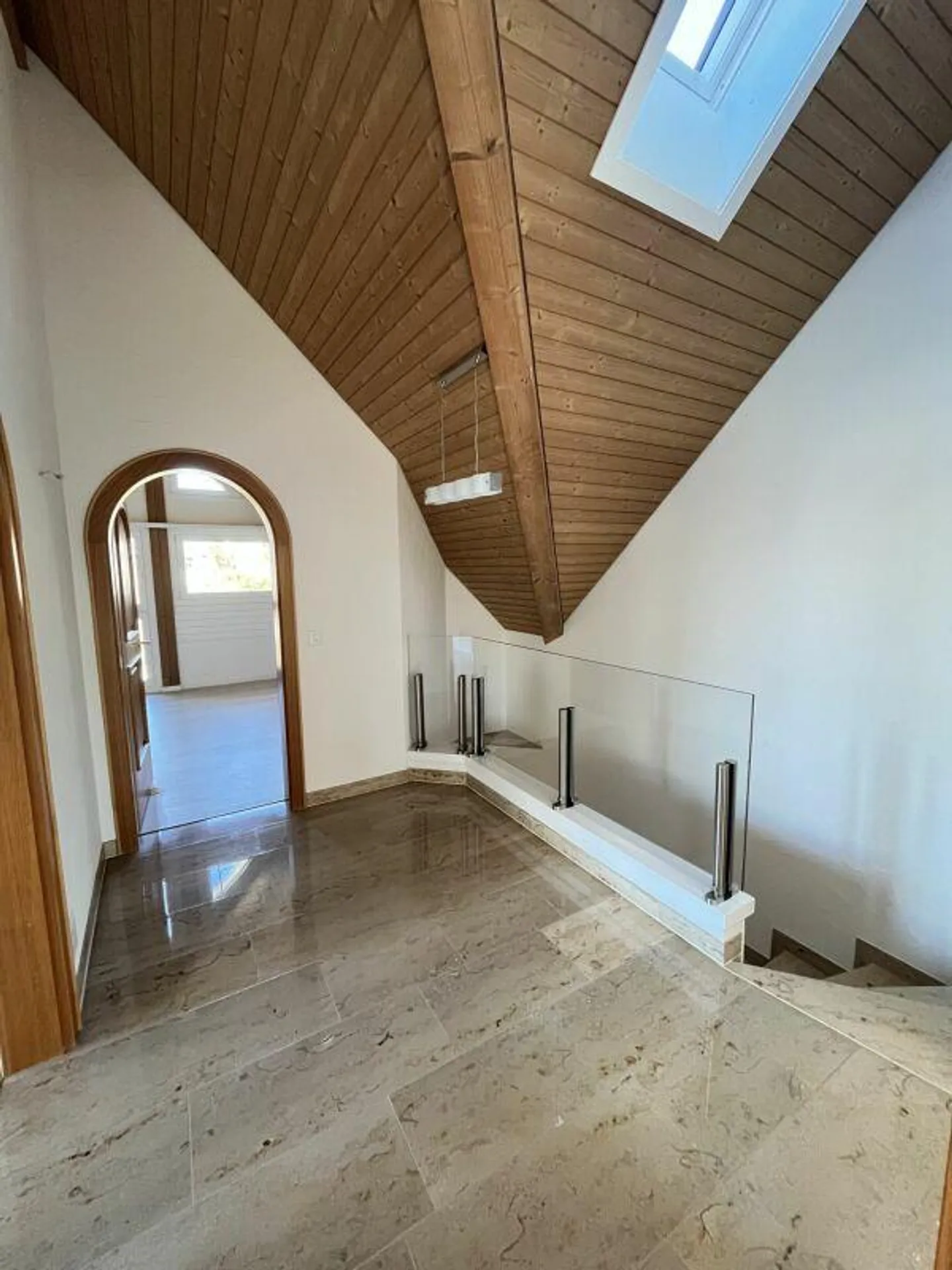 Appartement en attique de 5,5 pièces - Photo 16 sur 28