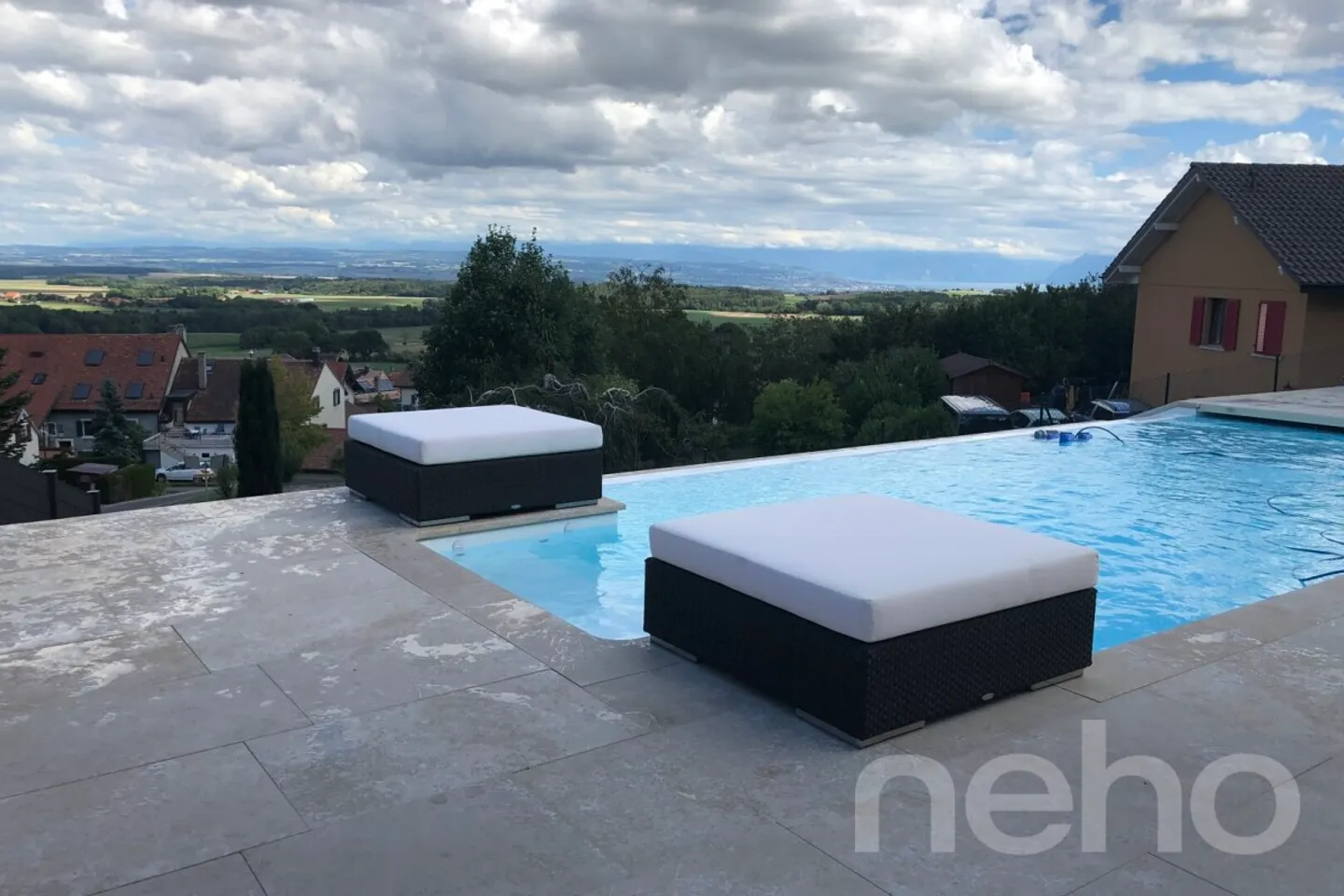 Casa passiva con piscina e studio - Foto 3 di 12