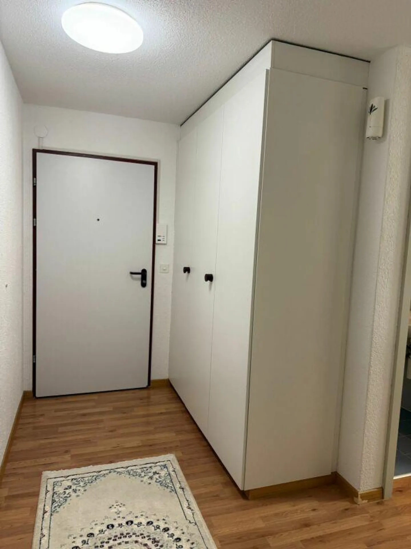 Geräumige Wohnung mit Balkon - Foto 5 von 9