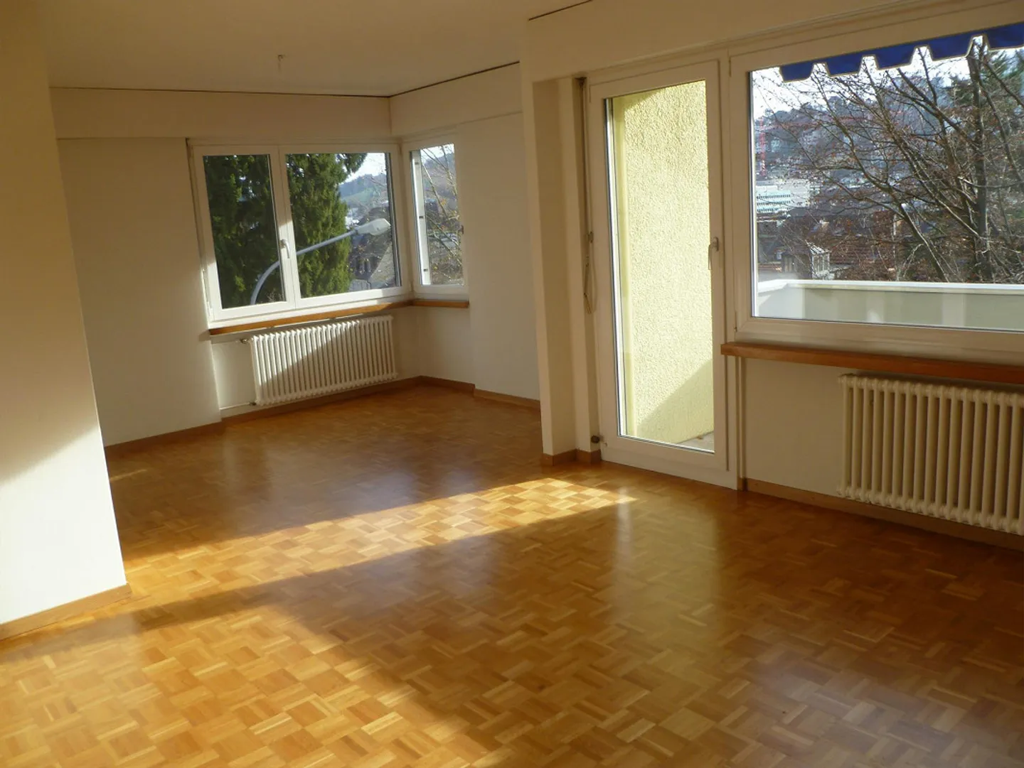 Appartement de 4,5 pièces près du centre - Photo 1 sur 9