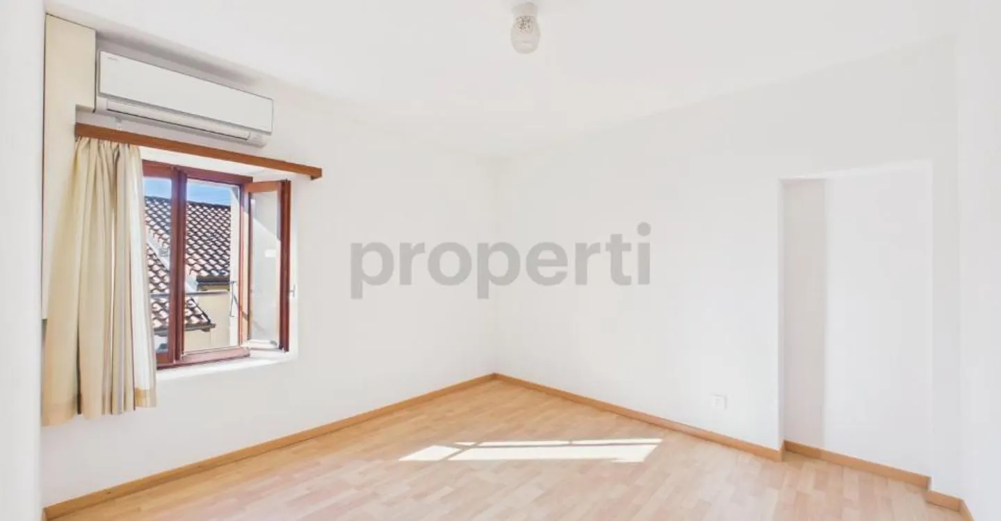 Spacious two-family house of 7.5 rooms partially renovated, Alto Malcantone-Mugena - Photo 4 of 12