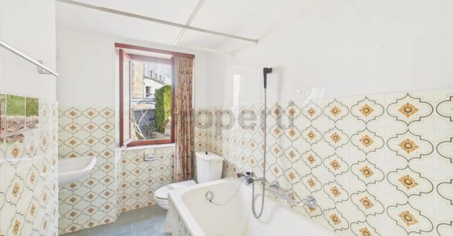 Spacious two-family house of 7.5 rooms partially renovated, Alto Malcantone-Mugena - Photo 11 of 12