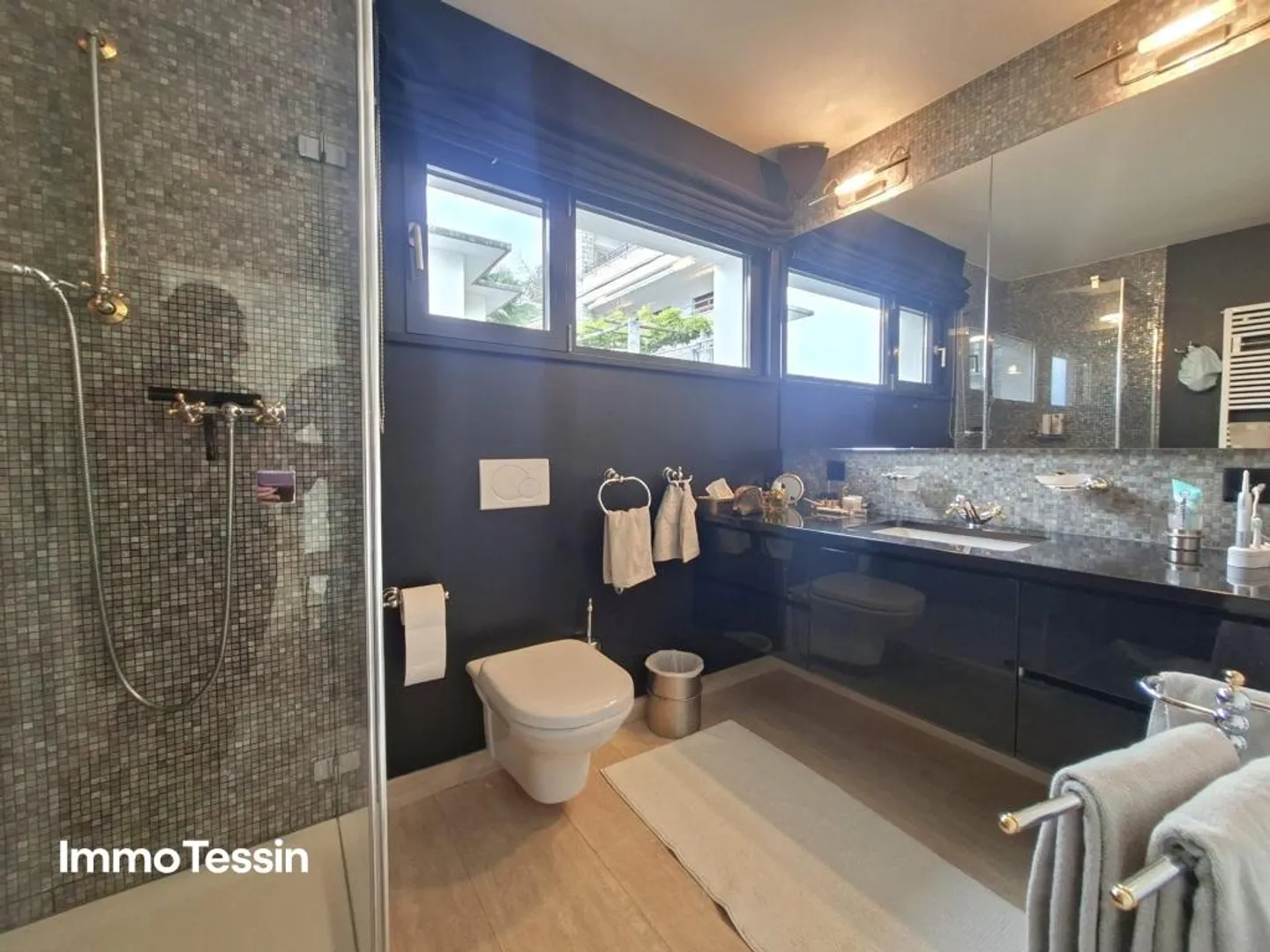 HIGHLIGHT: A Jewel in Locarno-Monti, Pure Luxury, Relaxation and a... - Photo 12 of 13