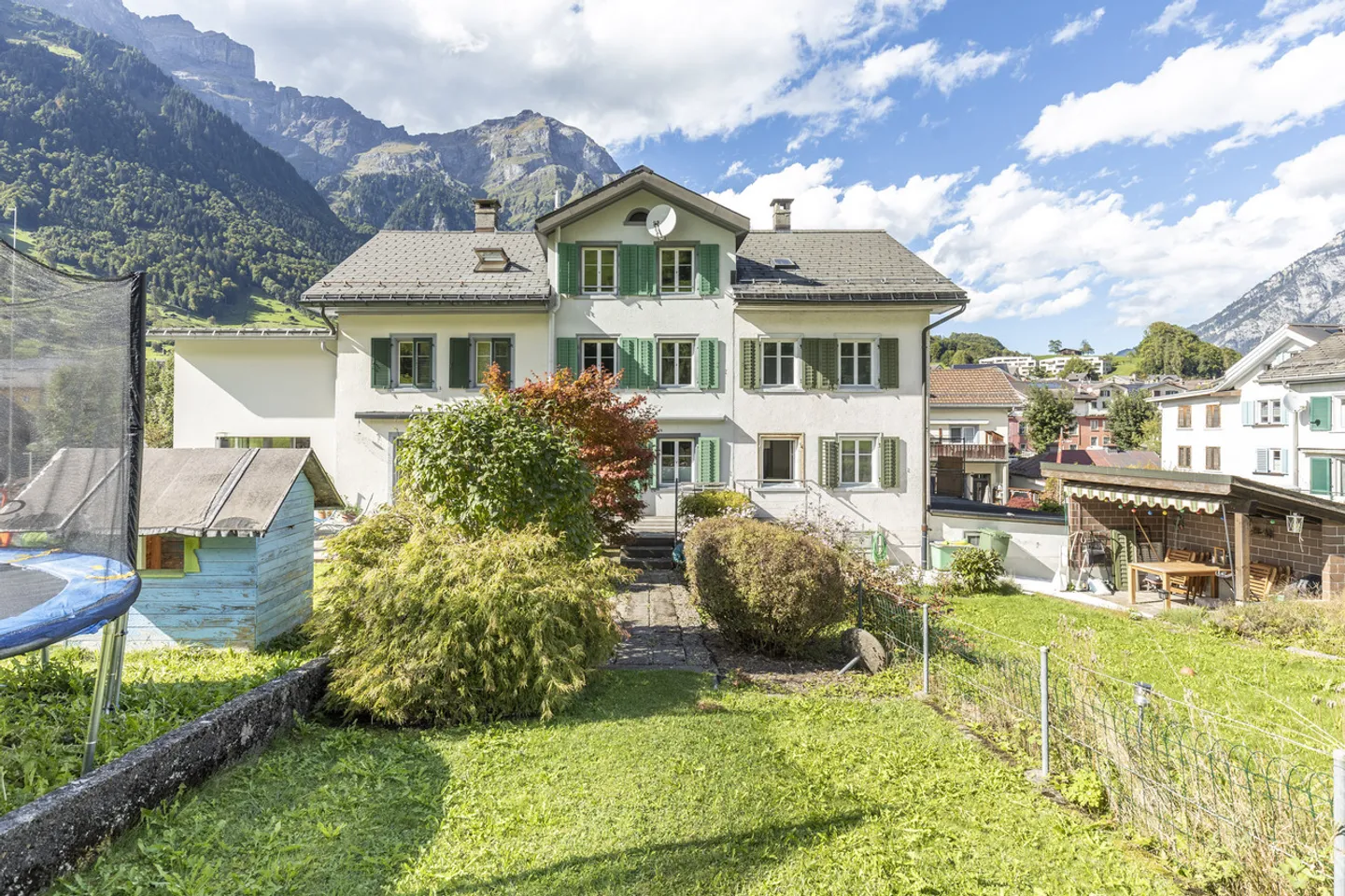Il tuo rifugio per le vacanze e la vita quotidiana in una posizione soleggiata - Foto 1 di 11