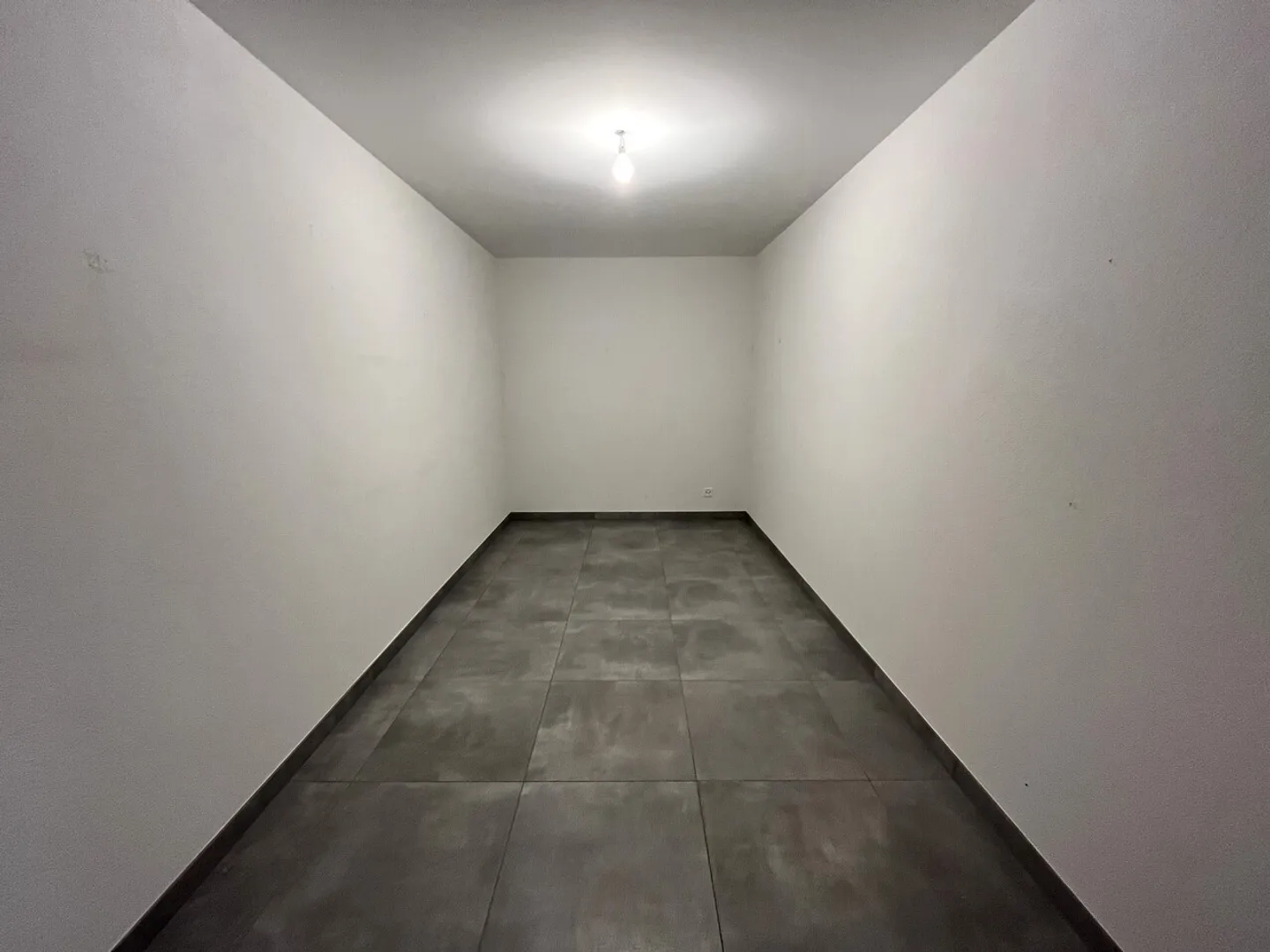 Commercial space / offices of 93m2 in Poliez-le-Grand - Photo 4 of 6