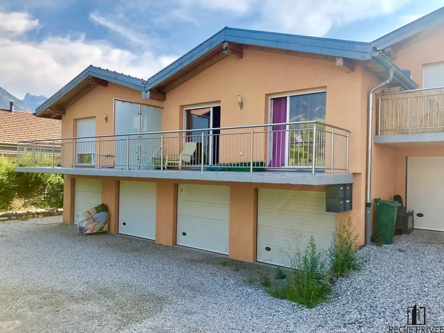 This beautiful apartment in the lovely municipality of Riddes is close to the highway and the peaceful greenery - Photo 6 of 6