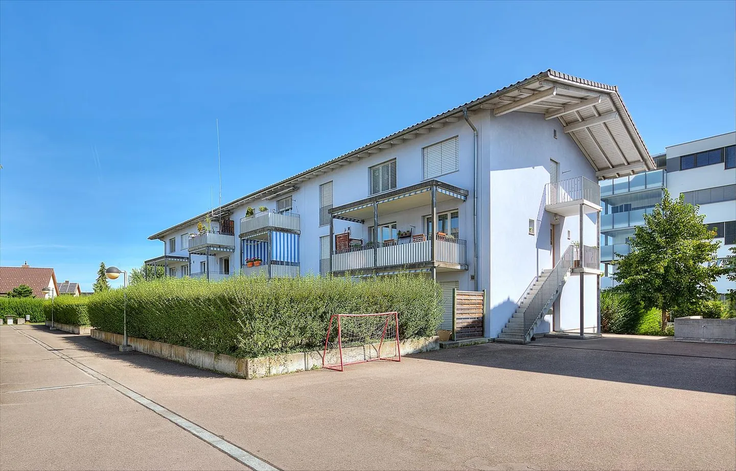 La colonie du bien-être. - Photo 1 sur 7