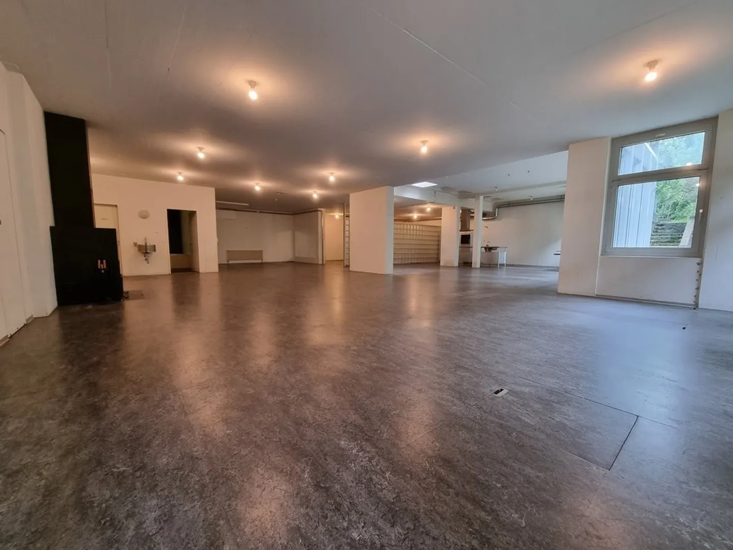 Loft unico - Affitto con opzioni di rimodellamento individuali - Foto 3 di 11