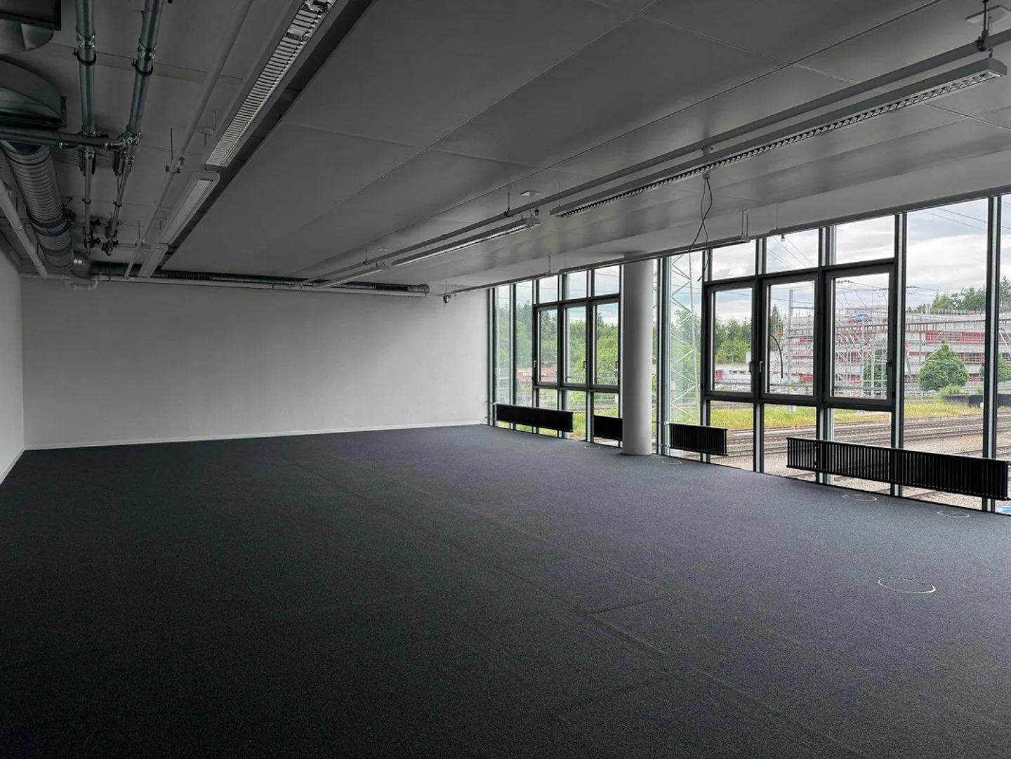 Working with a view - Flexible office spaces from 61 m² to 103 m² in... - Photo 7 of 9