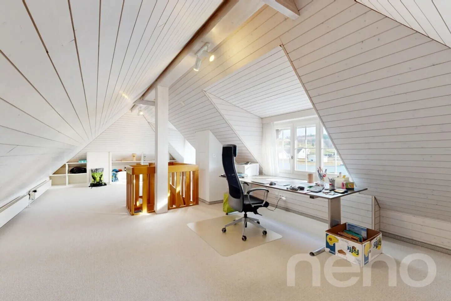 Maison multi-générationnelle spacieuse de 8 pièces avec 2 unités de vie séparées - Photo 9 sur 12