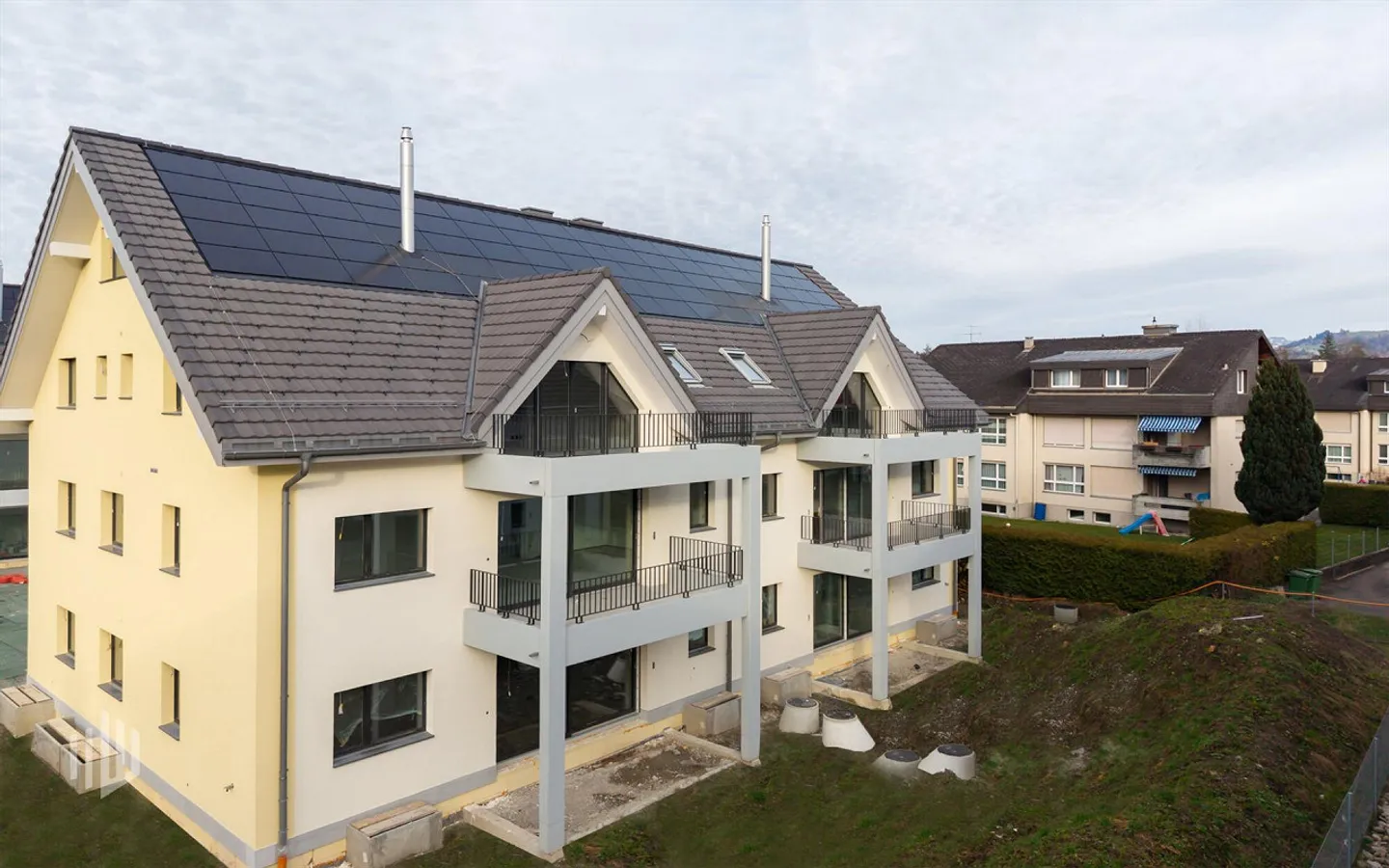 ImmoWyss - Penthouse Neuf Premium avec Design Élégant et Raffiné - Photo 1 sur 10