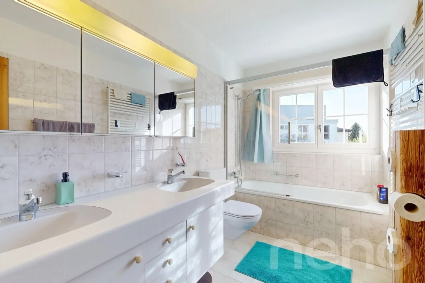 Maison multi-générationnelle spacieuse de 8 pièces avec 2 unités de vie séparées - Photo 10 sur 12