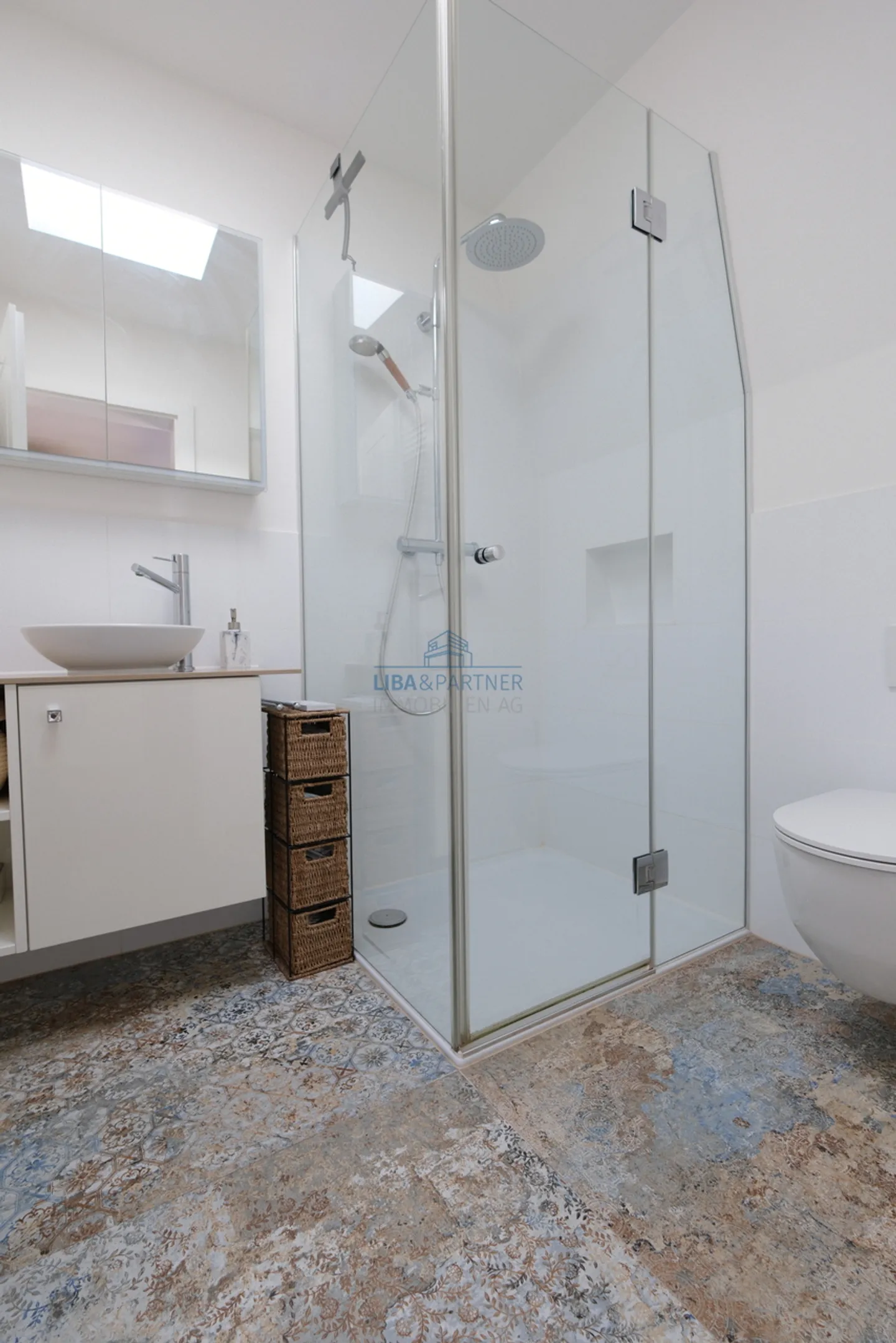 Appartement Attique Exclusif à Gellert - Rénové avec Style & Plein de Charme - Photo 11 sur 13