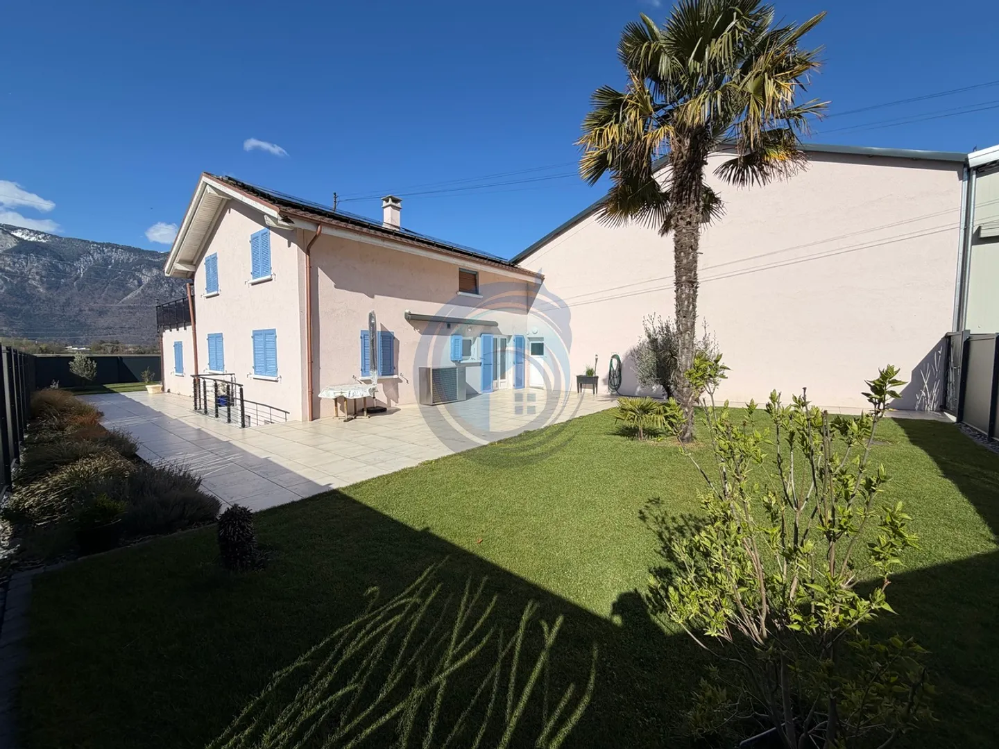 BEAUTIFUL 4.5-ROOM APARTMENT WITH FIREPLACE AND SPACIOUS TERRACE - Photo 19 of 20