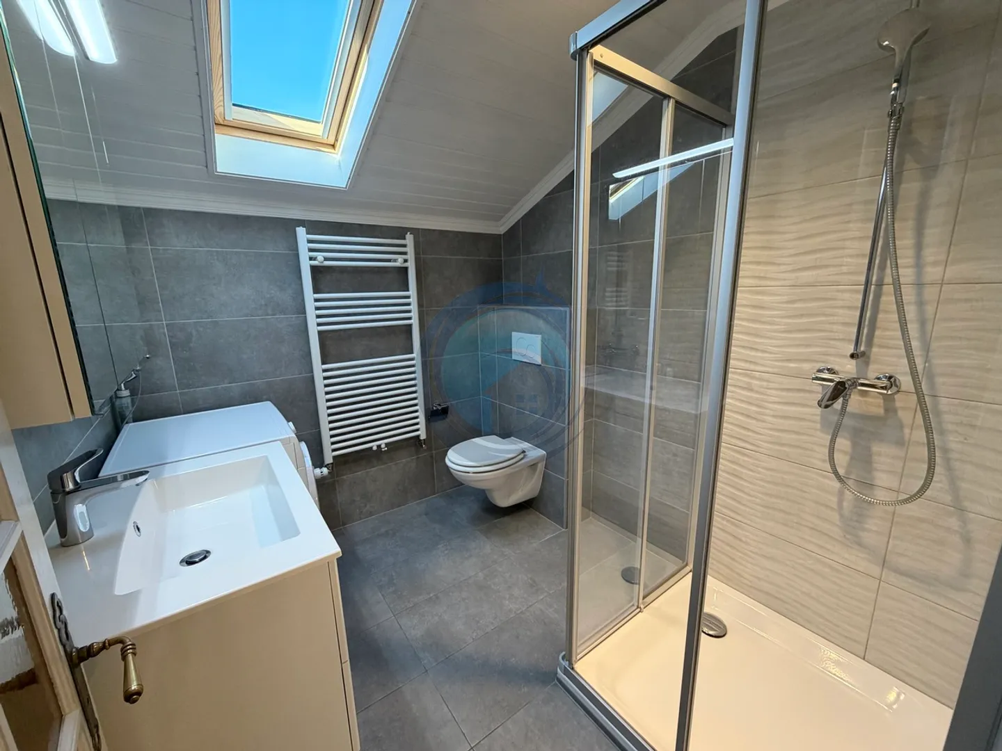 BEAUTIFUL 4.5-ROOM APARTMENT WITH FIREPLACE AND SPACIOUS TERRACE - Photo 12 of 20