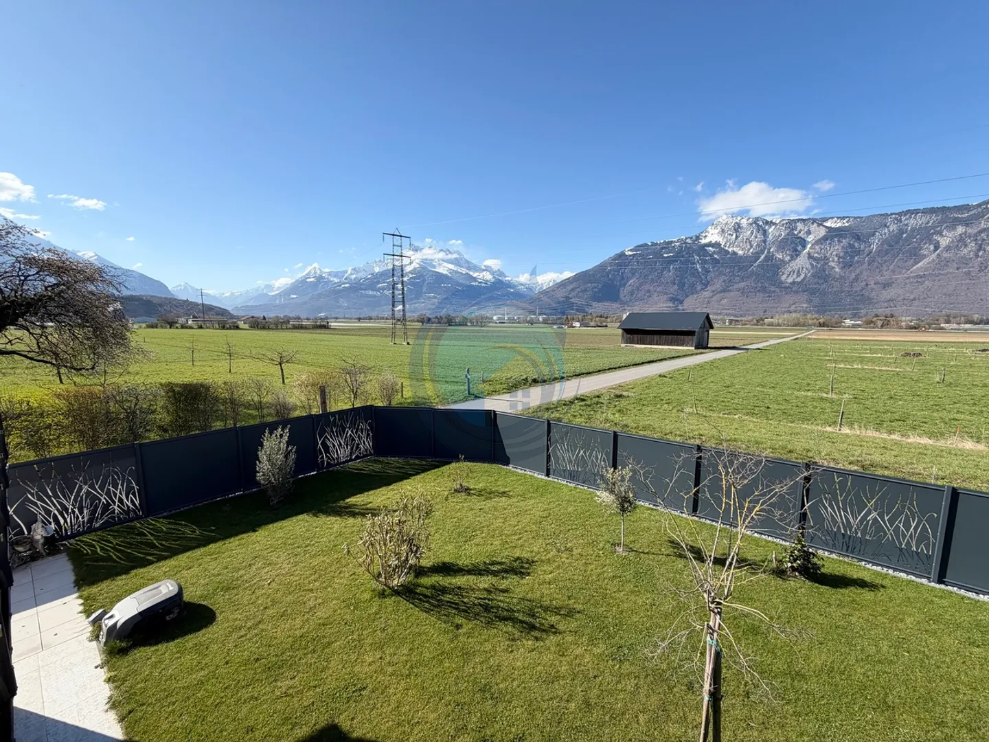 BEAUTIFUL 4.5-ROOM APARTMENT WITH FIREPLACE AND SPACIOUS TERRACE - Photo 16 of 20