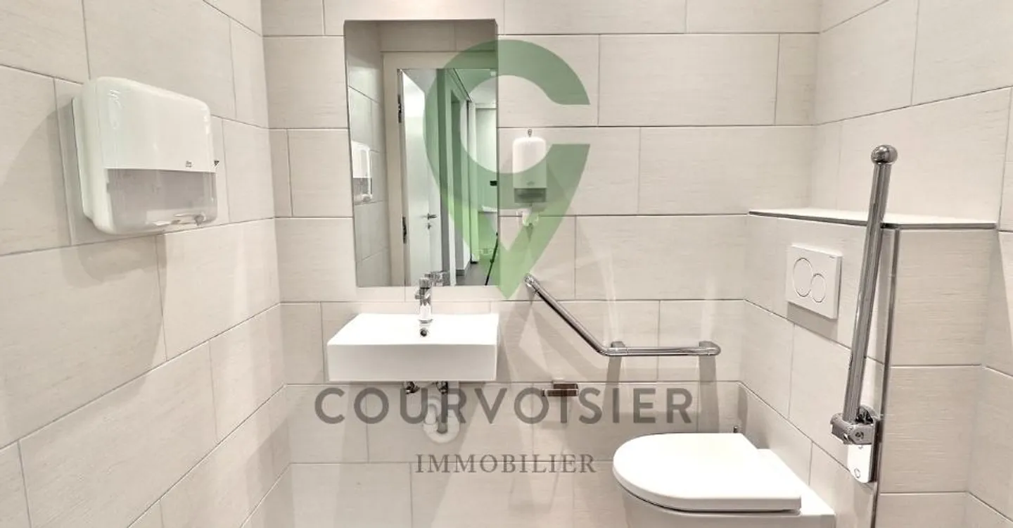 Spazio Commerciale Modulare - Foto 2 di 11