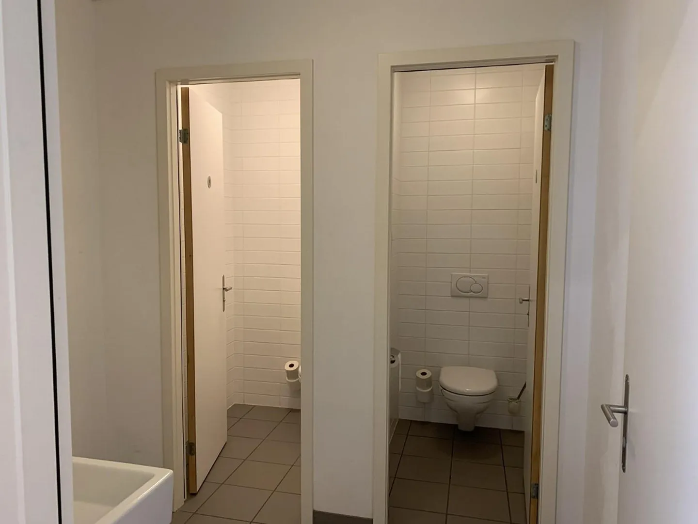 Die Tour-de-Peilz, im Gebäude, das die Post beherbergt - Büros im Erdgeschoss - Foto 5 von 12