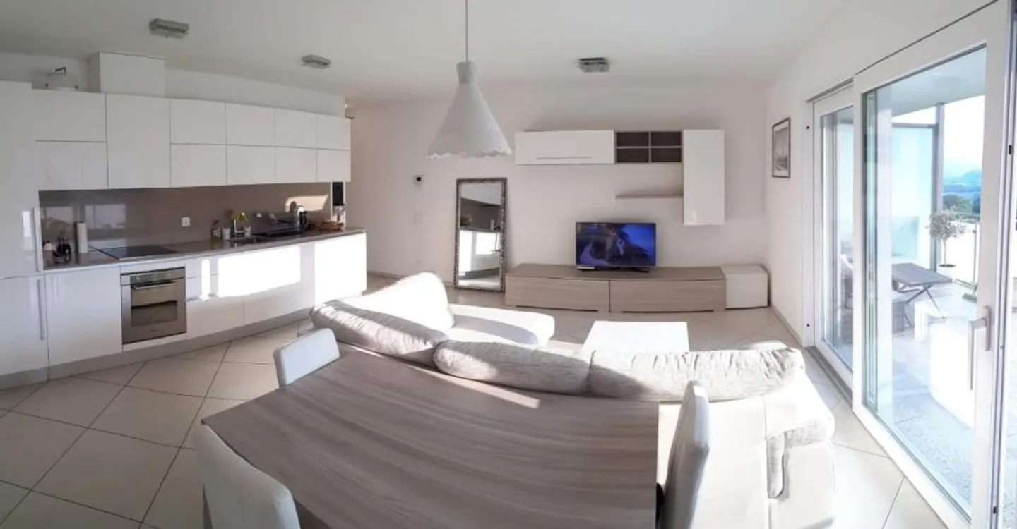 Double opportunité d'investissement : 2,5 pièces avec bureau-deux pièces inclus, Cadempino - Foto 1 von 10