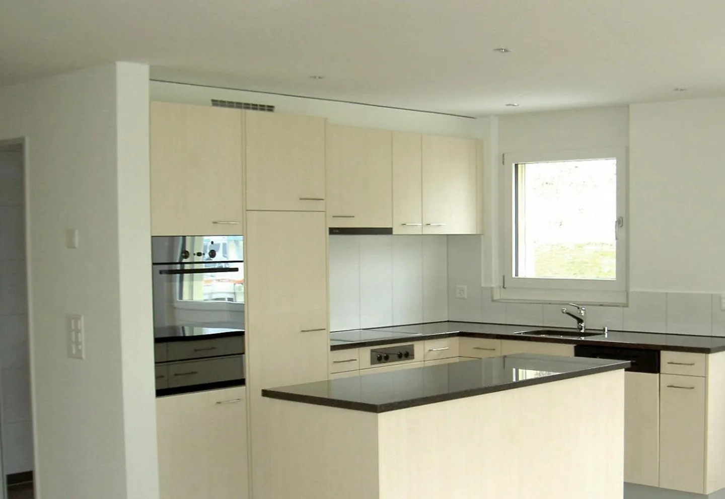 Appartement 3.5 pièces ensoleillé - Photo 2 sur 7