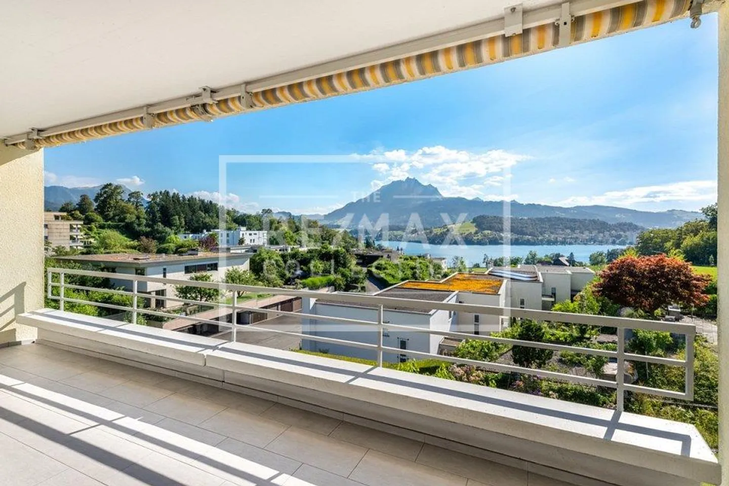 Geräumige Wohnung mit Seeblick - Foto 4 von 13