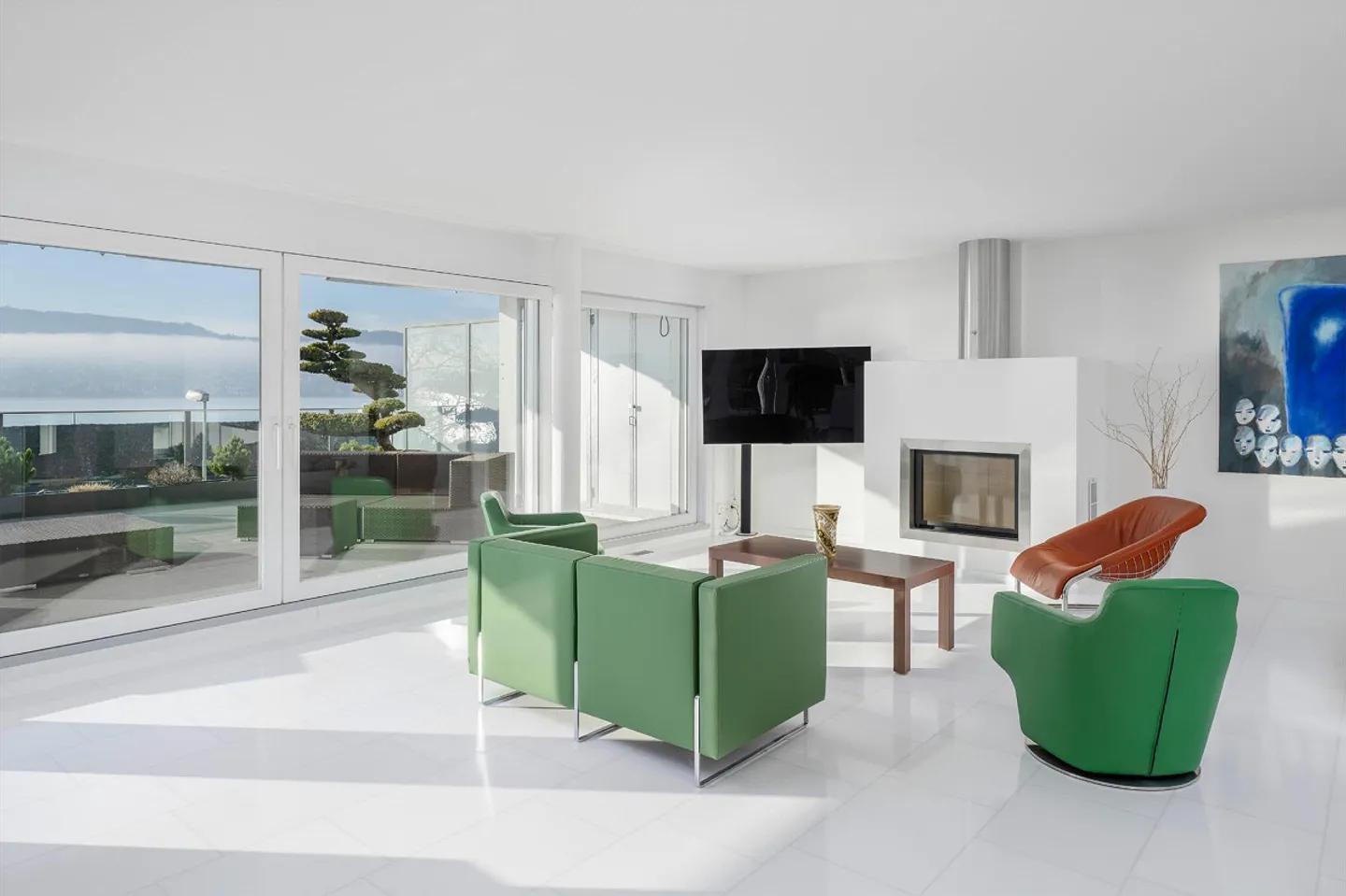 Elegante Terrassenwohnung mit Seeblick - Foto 2 von 8