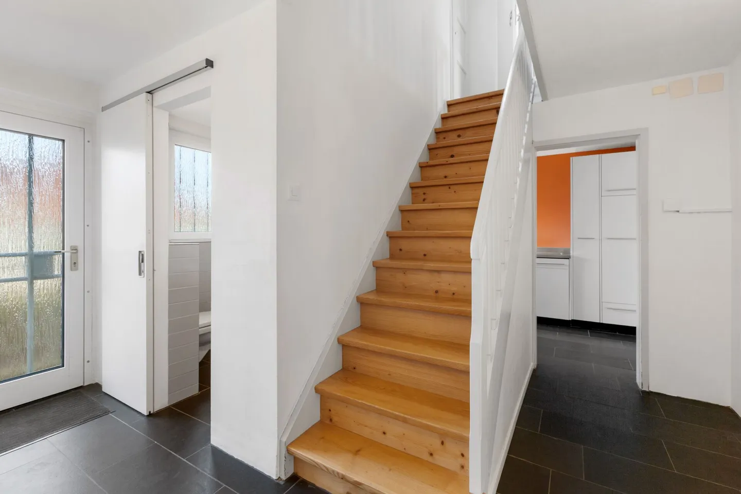 Vivre au calme, vivre près de la ville - Votre nouveau chez-vous à Altstetten ! - Photo 6 sur 16