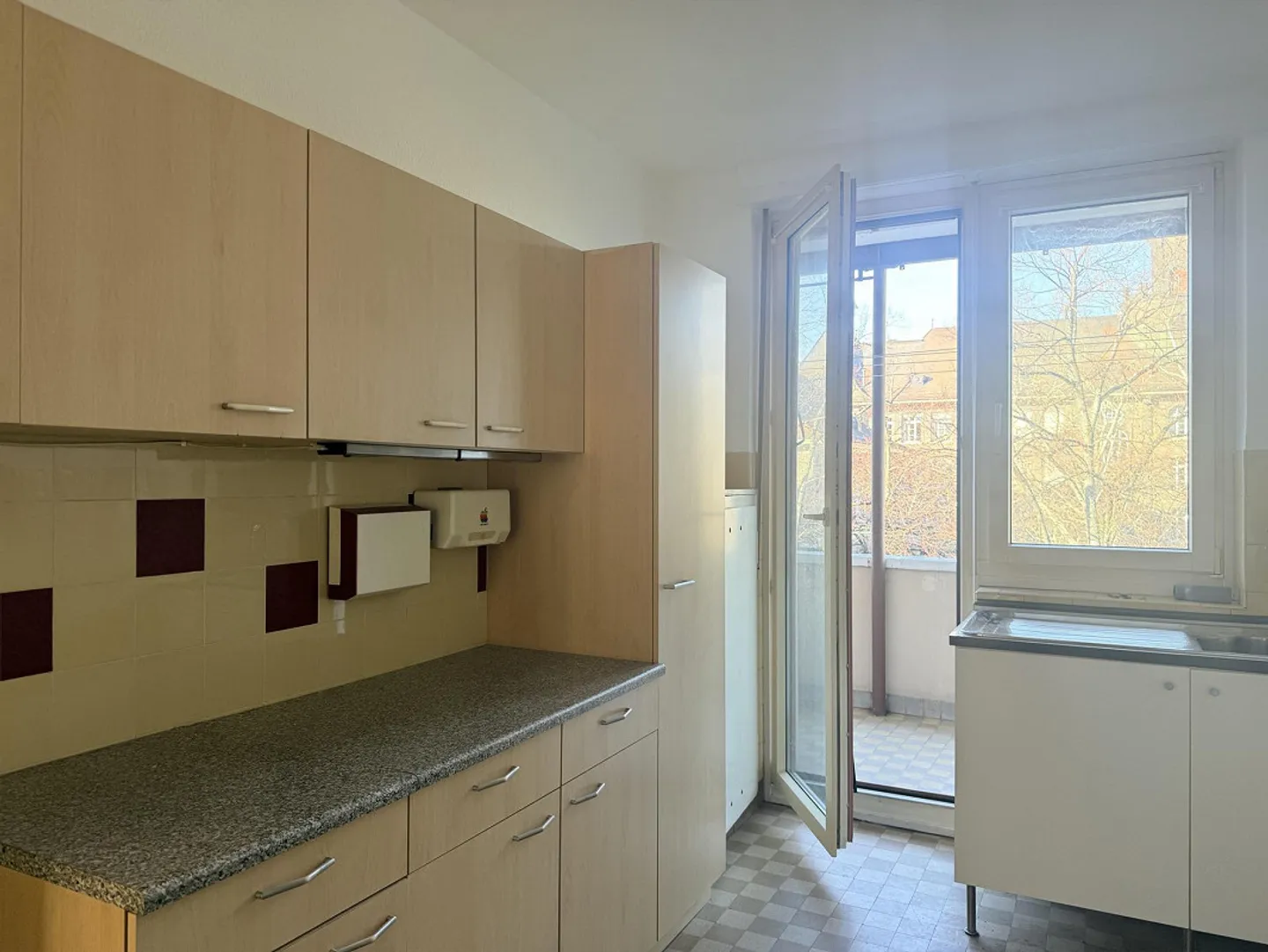 2.0 Room Apartment in Basel - Photo 4 of 8