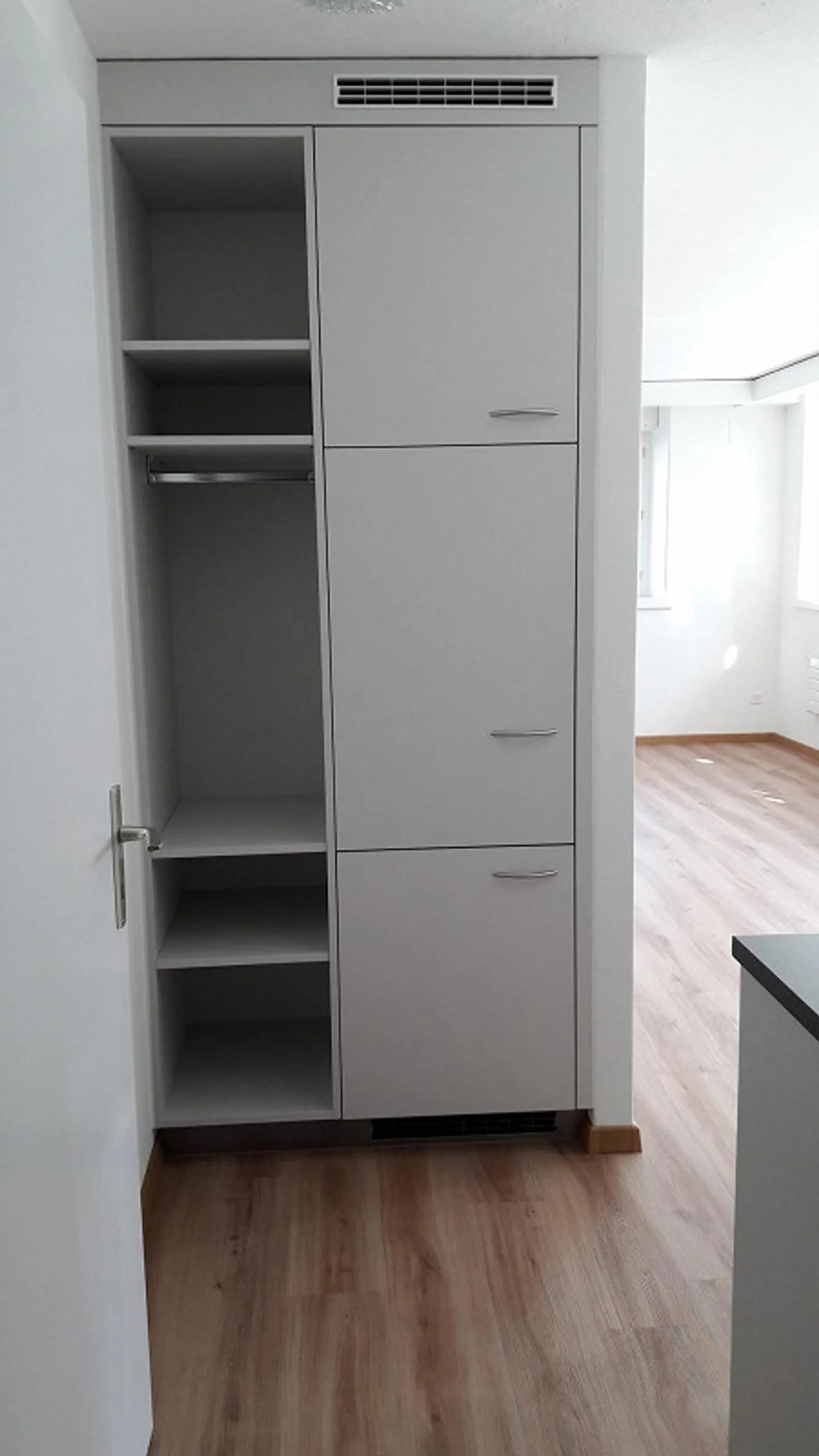 Central 1-room apartment for rent - Photo 3 of 7