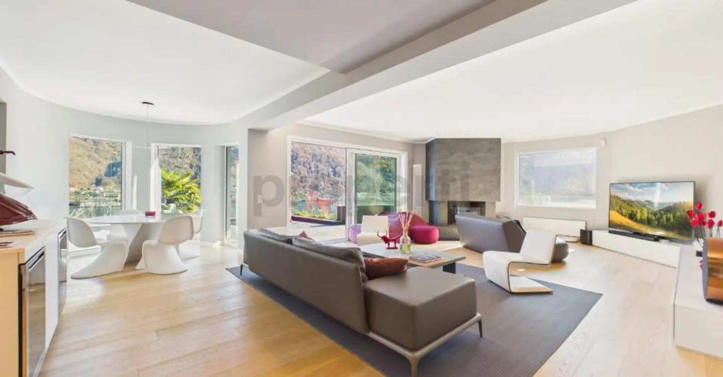 Villa design with stunning lake view with SPA and indoor pool - Vico Morcote - Photo 2 of 12