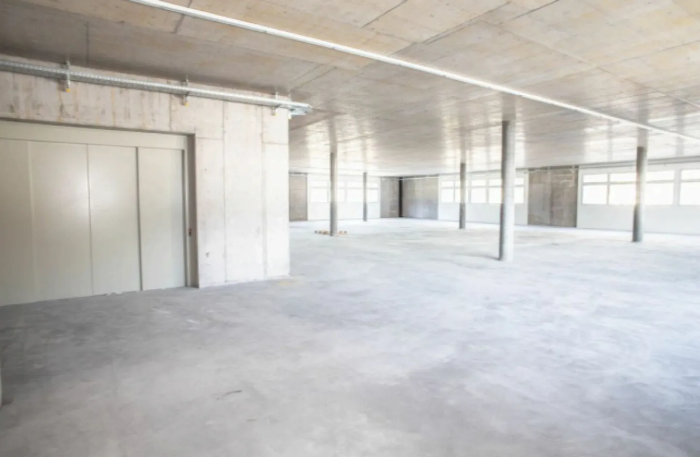 Plonserfeld Industrial Park - Photo 6 of 9