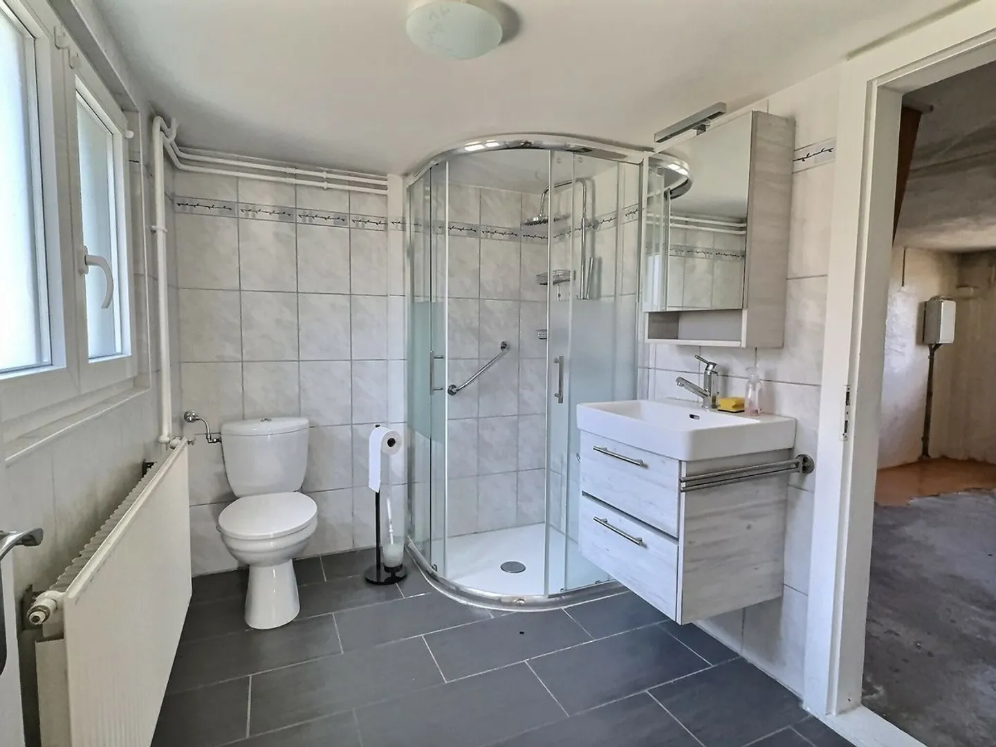 Charming Renovation Project Home - Photo 7 of 11