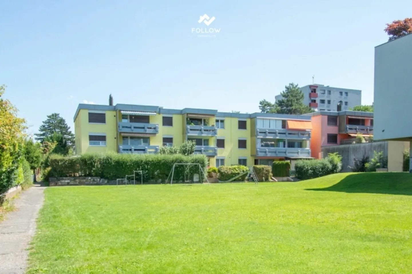 Home in Flamatt - Cozy 2.5-Room Apartment with Balcony - Photo 2 of 13
