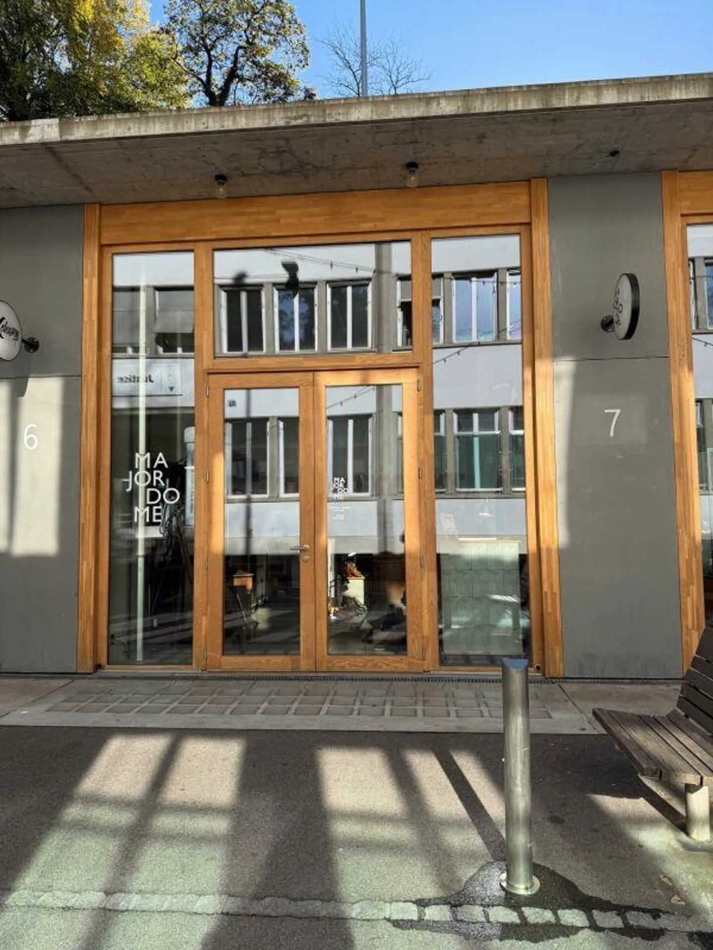 Commercial Arcade of 75 m2 in the City Center - Photo 3 of 7