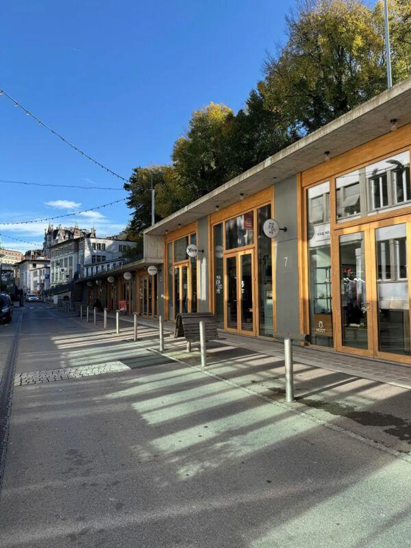 Commercial Arcade of 75 m2 in the City Center - Photo 4 of 7