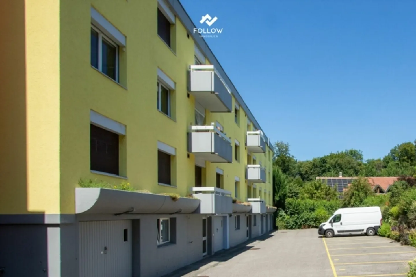 Home in Flamatt - Cozy 2.5-Room Apartment with Balcony - Photo 3 of 13