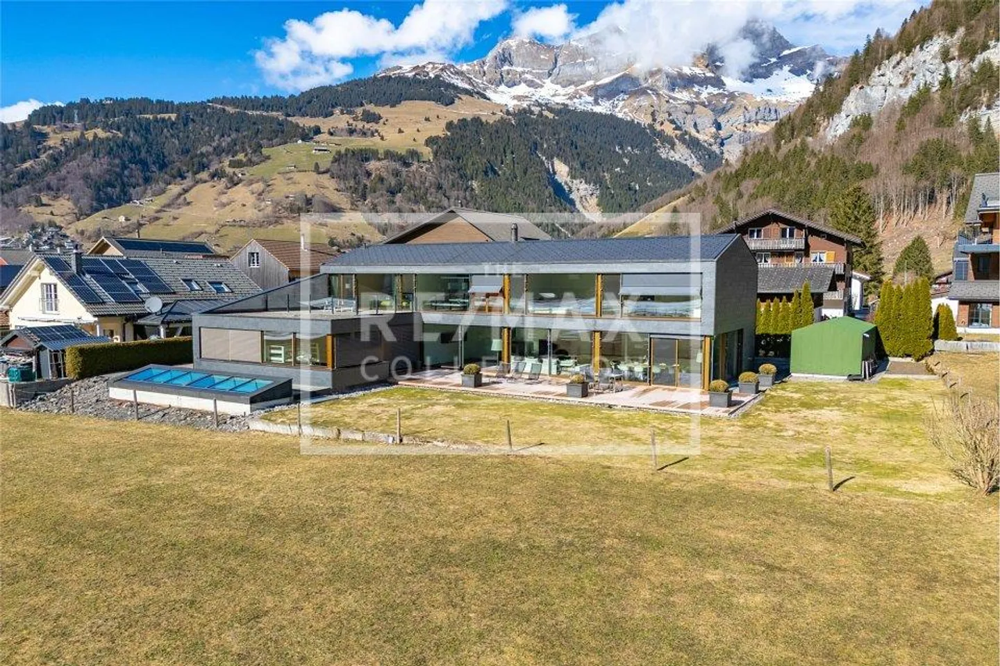 Moderner Wohntraum inmitten unverbaubarer Natur - Foto 1 von 13