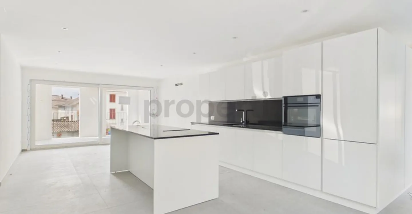 Moderne appartement de 3,5 pièces avec cave, Biasca - Photo 3 sur 9