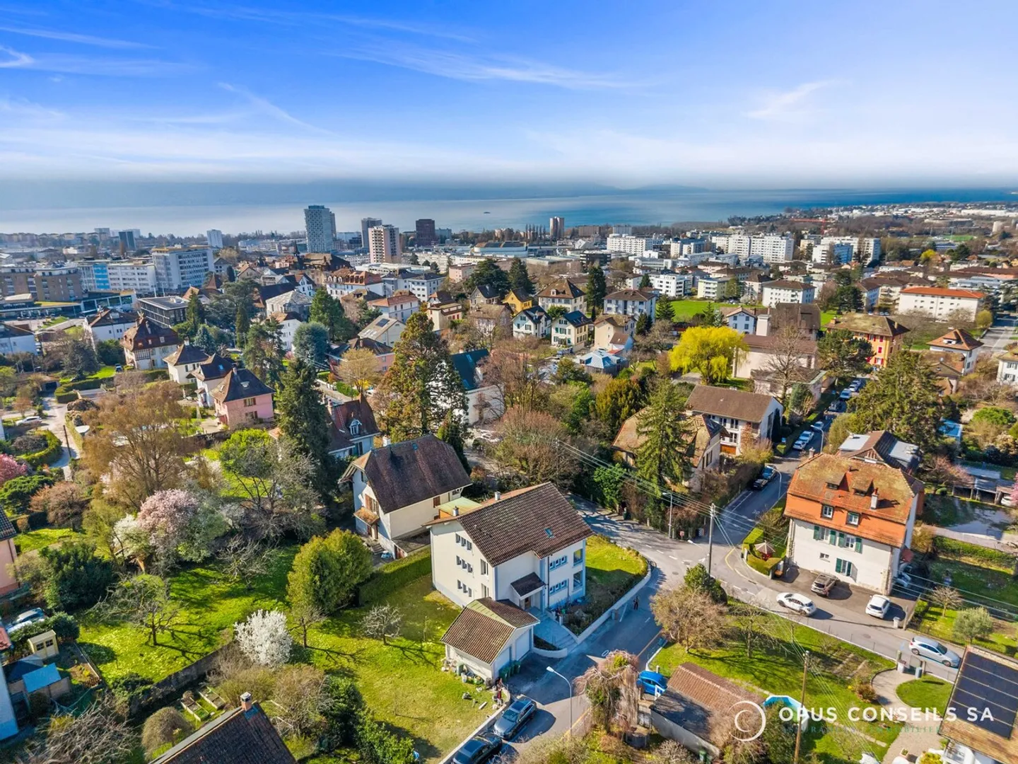 Appartement rénové charmant - Photo 1 sur 15