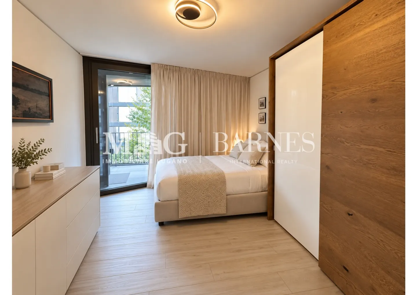 Elegante Wohnung im Parco Casarico - Foto 2 von 6