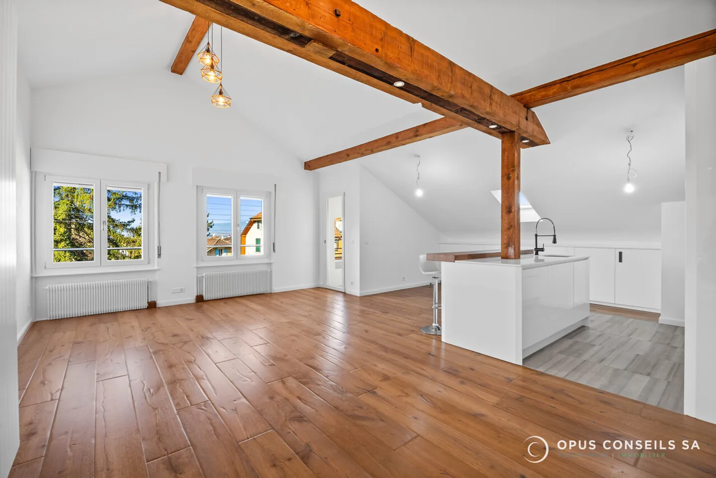 Appartement rénové charmant - Photo 4 sur 15