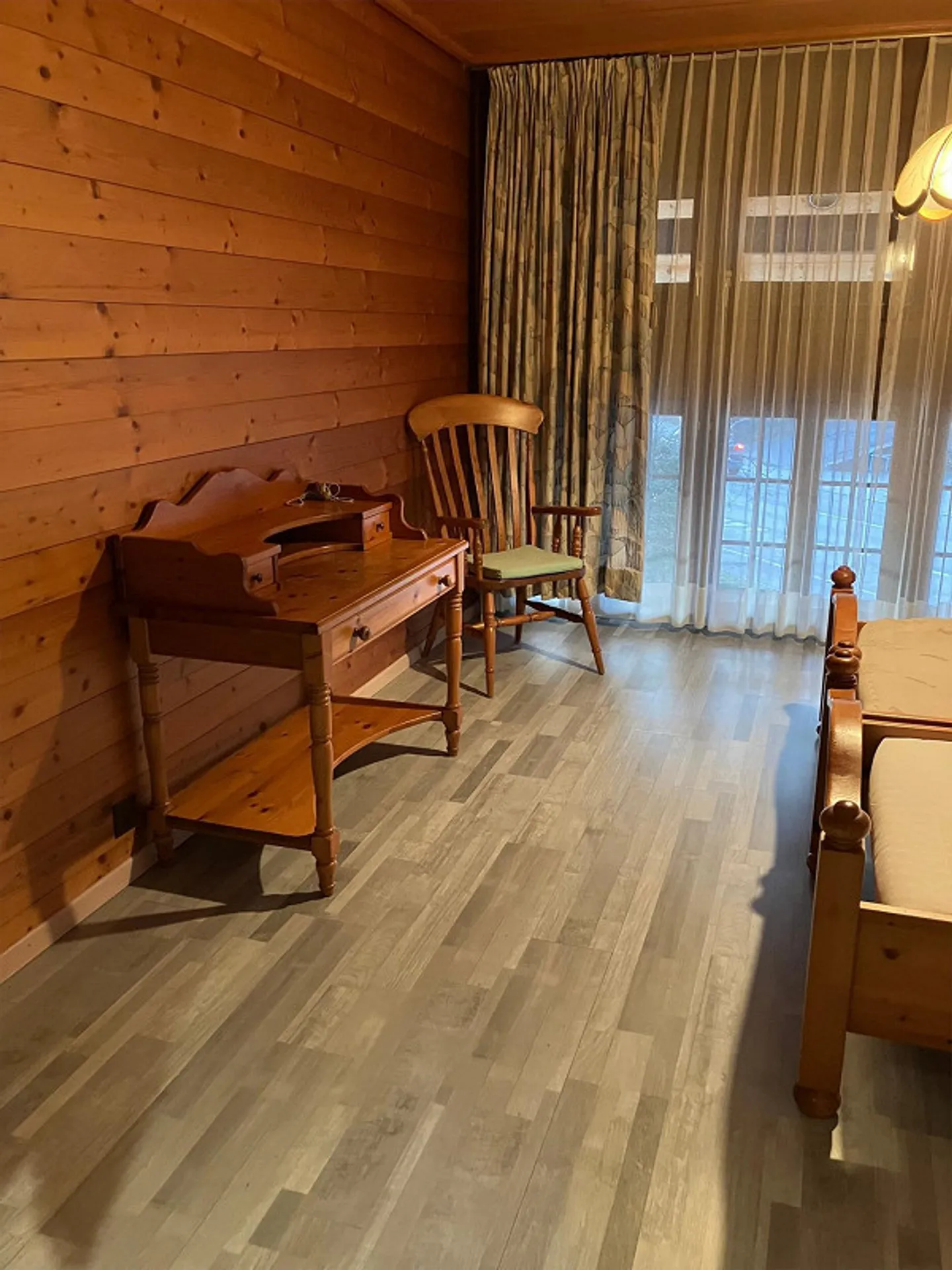 Möbliertes Zimmer mit Bad - Foto 5 von 6
