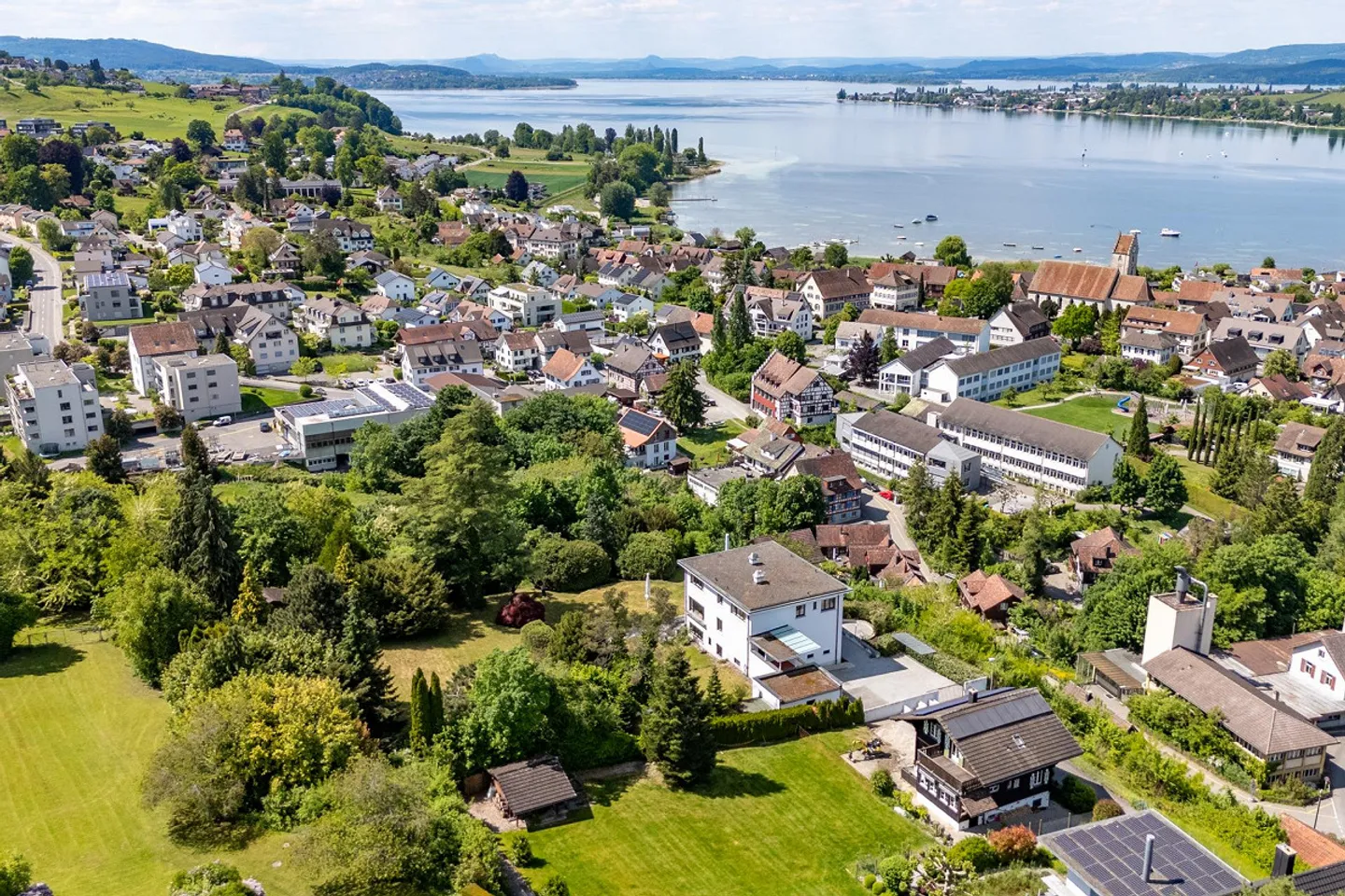 Grundstück mit Seeweitblick und maximaler Privatsphäre - Foto 1 von 12