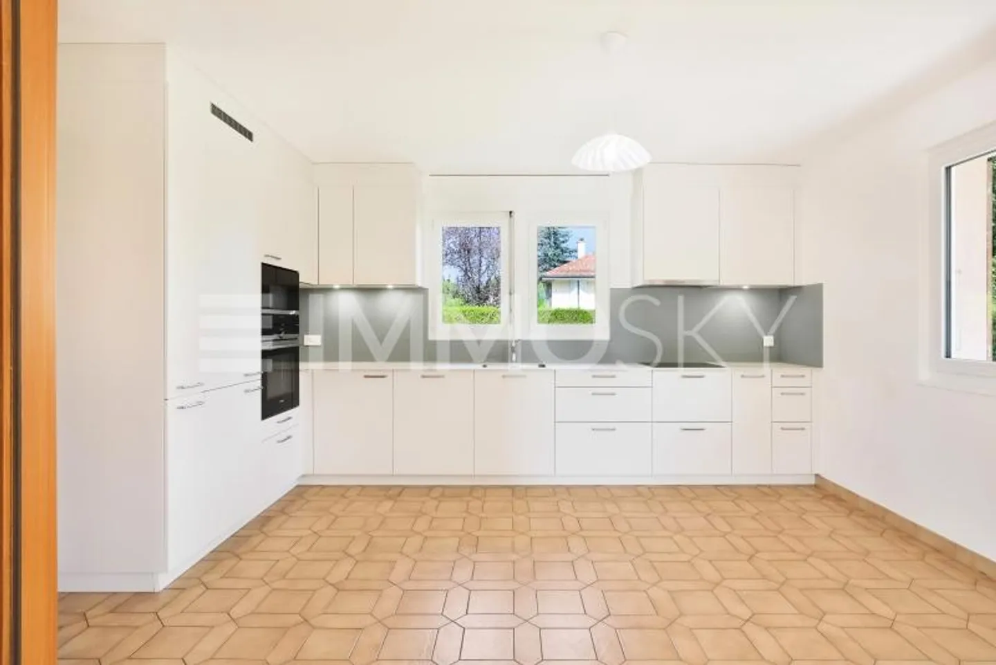 Perfectly maintained semi-detached house in Commugny - Photo 3 of 10