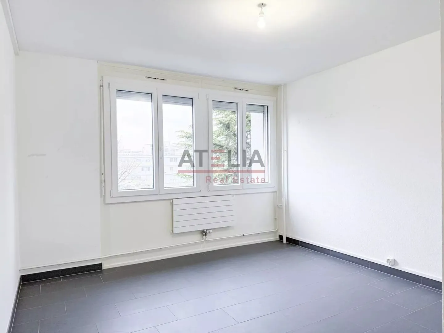 Appartamento 3,5 locali con box - Foto 1 di 1